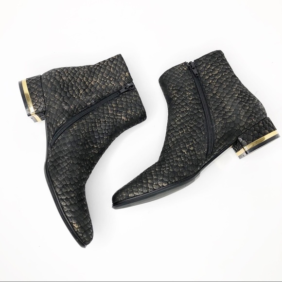 Vaneli snake suede ankle boots - Picture 6 of 9